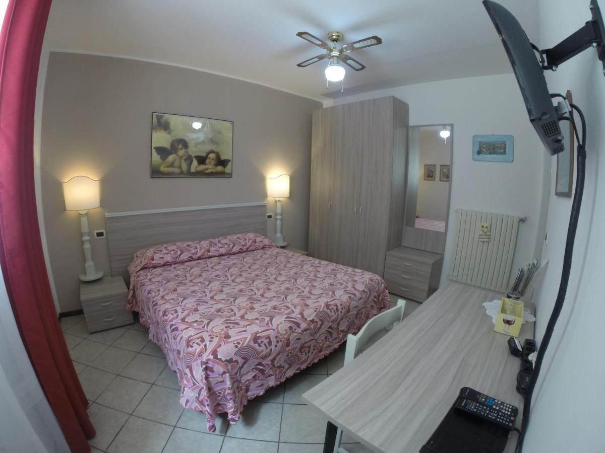 Il Prato Bed & Breakfast Predappio Bagian luar foto