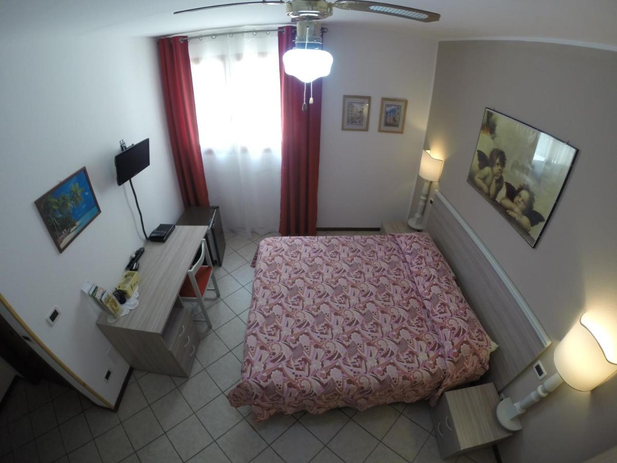 Il Prato Bed & Breakfast Predappio Bagian luar foto