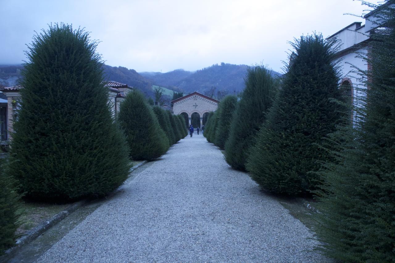 Il Prato Bed & Breakfast Predappio Bagian luar foto